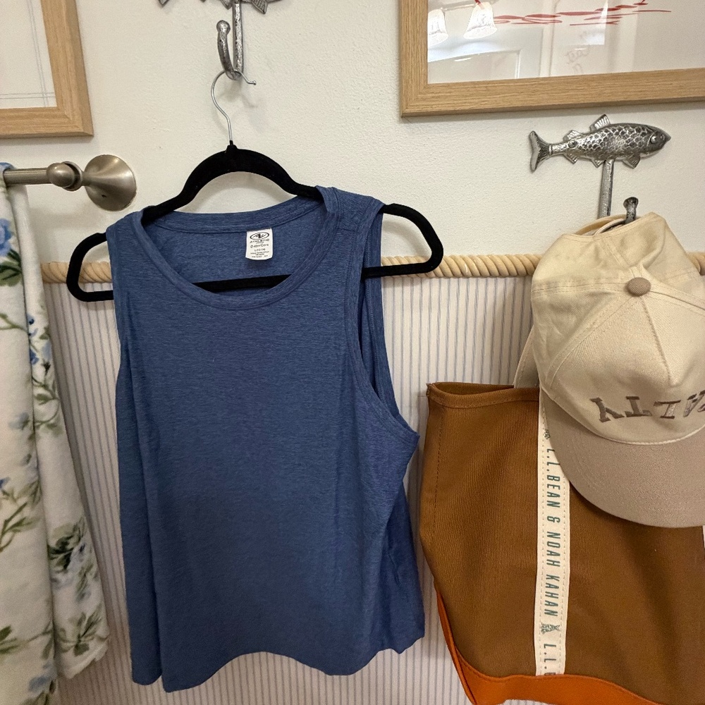 Athletic Works Blue Sleeveless Tank – Size L